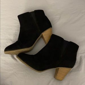 Heel boots
